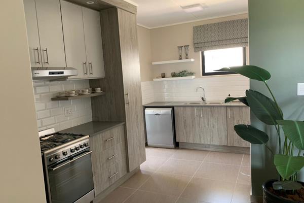 A spacious, new and modern 2 bedroom 2 bathroom apartment in the sought after Jacana ...