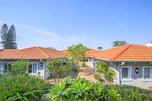 Situated in a prime,  sought after position this exceptional property will meet all your family needs.  The home offers 5 bedrooms and 4 bathrooms and is set on 1801 sqm land.

The tranquil master bedroom comes with 2 main en suite bathrooms and a &quot;hobby &quot; room. ...