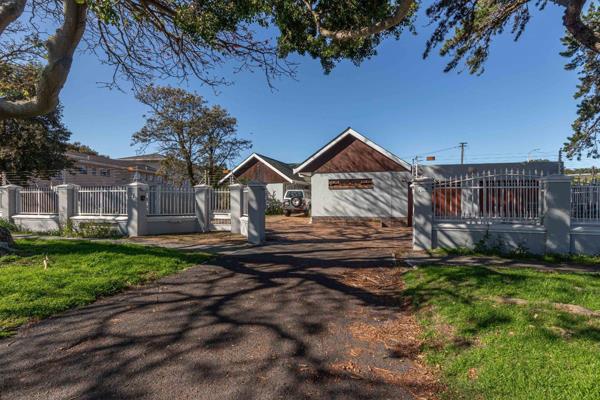 A rare opportunity awaits in the sought-after suburb of Pinelands, Cape Town. This spacious property spans across two separate plots, offering immense potential for redevelopment or expansion. Currently, one of the plots features ...