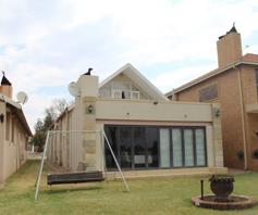 House for sale in Lochvaal