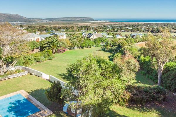 *SOLE &amp; EXCLUSIVE MANDATE* Welcome to De Goede Hoop, an exclusive residential enclave nestled in the heart of Noordhoek, Cape Town. ...