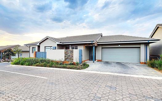 3 Bedroom House for sale in Waterkloof Marina Retirement Estate