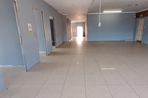 200sqm split level premises situated overlooking Randles Road, Sydenham. Unit has been partitioned into cubicles for use as a medical ...