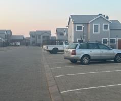 Townhouse for sale in Bloemspruit