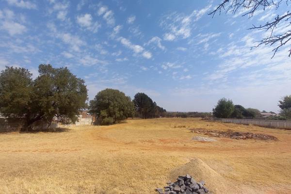 An incredible development opportunity awaits with this spacious vacant land located in the sought-after area of Wilkoppies in ...