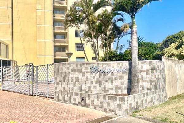 Elite Realty proudly presents this captivating 2 bedroom 2 bathroom apartment overlooking Durban’s beautiful beachfront and the iconic ...