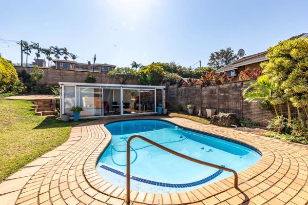 ** ON SHOW ** 
** SUNDAY 15 SEPTEMBER 2024&#160; FROM 14H00 TO 16H00 ** CONFIRM APPOINTMENT **
Up Market Freestanding face brick ...