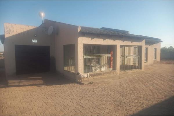 If you are tired of municipality rates and taxes here is an opportunity you cannot afford to miss, a complete house with a flat let ...