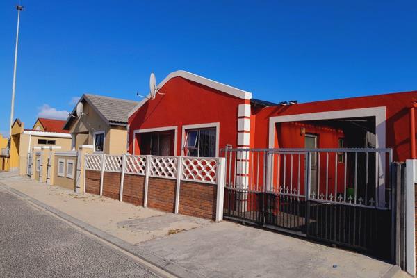 Welcome to this charming three-bedroom, three-bathroom home in the heart of Ilitha Park, Khayelitsha. This spacious property offers ...