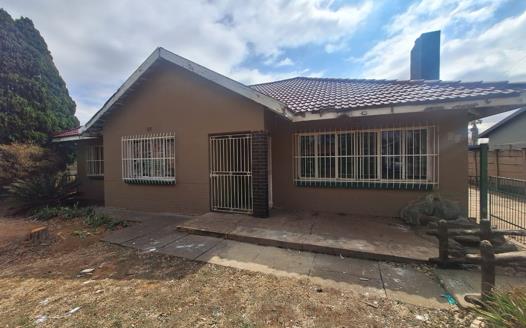 3 Bedroom House for sale in Three Rivers