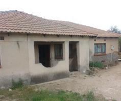 House for sale in Hlalanikahle