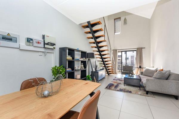 This stylish sought after loft, is located at The View, which is a great option should you wish to Air BNB!

The apartment is spacious ...