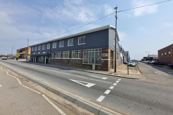 299 KEMPSTON ROAD | SIDWELL | COMMERCIAL PREMISES WITH GREAT EXPOSURE

This retail space ...