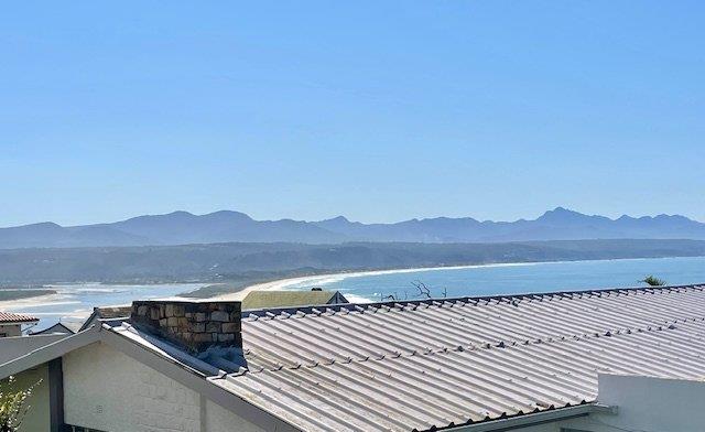 Photo of 2 Bedroom Apartment / flat to rent in Plettenberg Bay Central