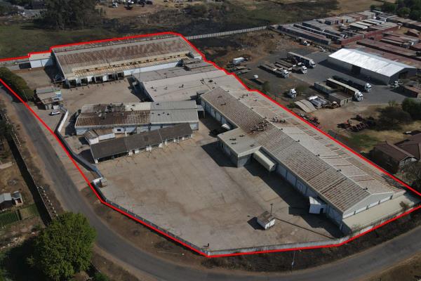 On Auction 16 October - Industrial redevelopment opportunity

Nestled in Boksburg&#39;s vibrant industrial zone, this expansive warehouse, formerly utilized as a cold storage facility, presents an exceptional redevelopment ...