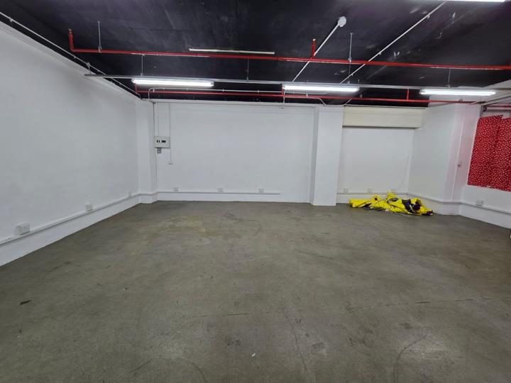 Listing number: P24-114914741, Image number: 2, Ideal 64m² Retail Unit to Let in Grangetown, Verulam – Secure and Well-Located!