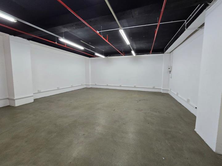 Listing number: P24-114914741, Image number: 3, Ideal 64m² Retail Unit to Let in Grangetown, Verulam – Secure and Well-Located!