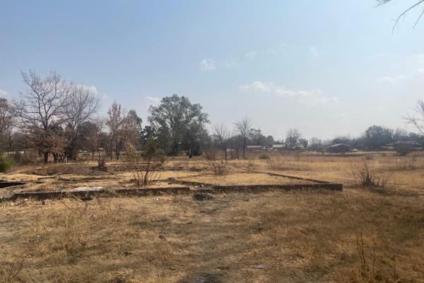 **Vacant Land for Sale in Unitas Park, Vereeniging: Your Canvas Awaits!**

Discover the perfect opportunity to build your dream home on ...