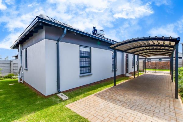 *Luxury Living at an Affordable Price in Soweto - 3 Bedroom House for Sale!**

Are you looking for a luxurious and comfortable home ...