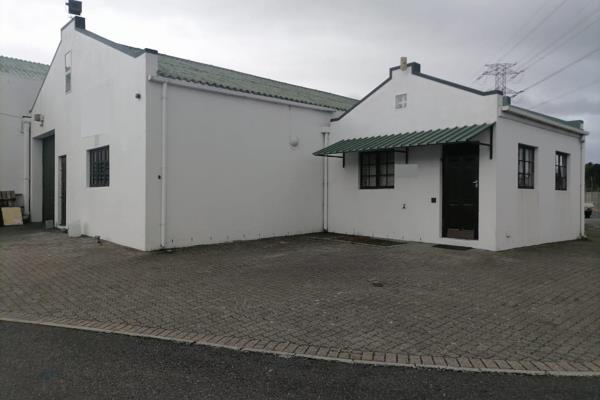 Mini Industrial Unit To Let or To Purchase
Introducing a prime leasing or purchasing opportunity in the secure Regent Park in Ottery ...