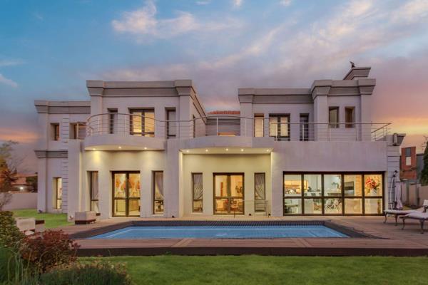 ** Exclusive Mandate ** 

Discover an unparalleled level of luxury and sophistication with this extraordinary contemporary home ...