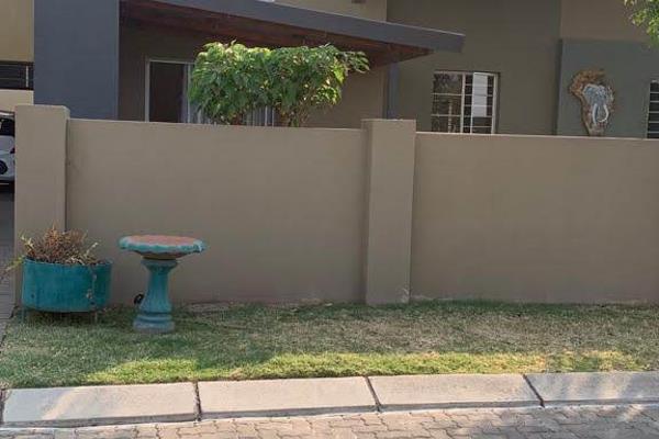 This charming 3 bedroom, 2 bathroom home in Waterval East offers an ideal retreat for families. Nestled in a tranquil neighbourhood, it ...