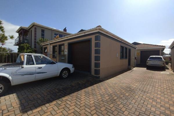 This delightful 2-bedroom, 2-bathroom Townhouse in the peaceful neighborhood of C-Place, Jeffreys Bay, offers comfortable living with ...