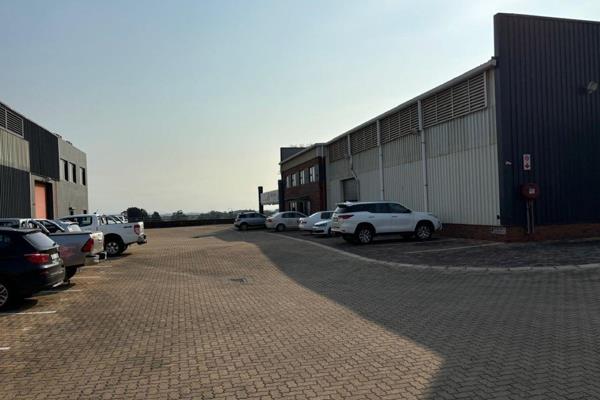 Warehouse and office space available in a secure complex next to Laguna Seca, just 3 km from Ballito CBD and facing the N2. The ...