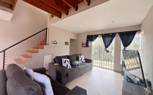 3 Bedroom House for sale in Radiokop