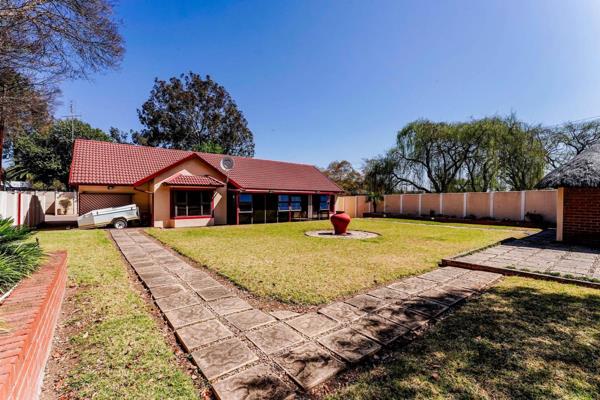 Potential for Offices &amp; Residence
 
Offers will be consider upper R1,890 ...