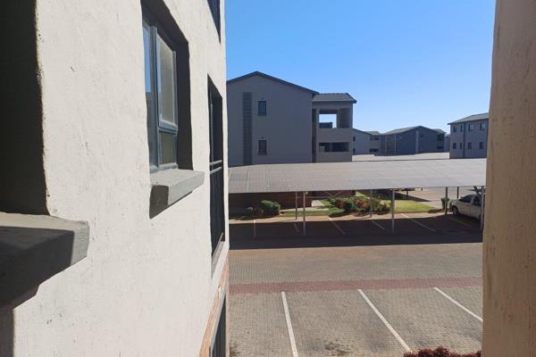 Welcome to your new home in one of Brakpan&#39;s most desirable areas! This beautiful 3-bedroom, 2-bathroom unit is situated in a ...