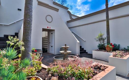 2 Bedroom Townhouse for sale in Saxonwold