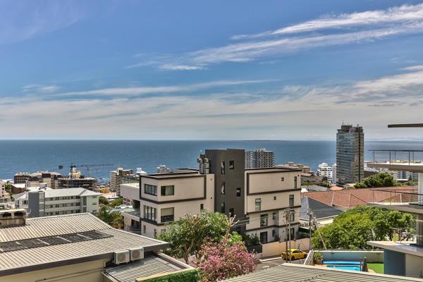 Enjoy unsurpassed, panoramic, ocean views all day, every day, from this great two bedroom unit!

This AirBnB friendly apartment offers ...