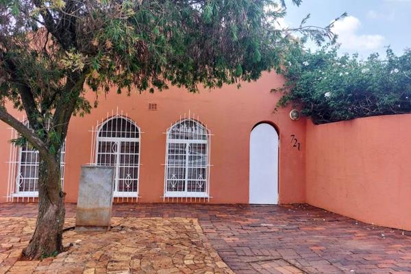 Going on Auction: Wednesday 30 October 2024
Reserve Price: R1 350 000.00 (All offers will be reviewed)
Non-refundable 10% commission ...