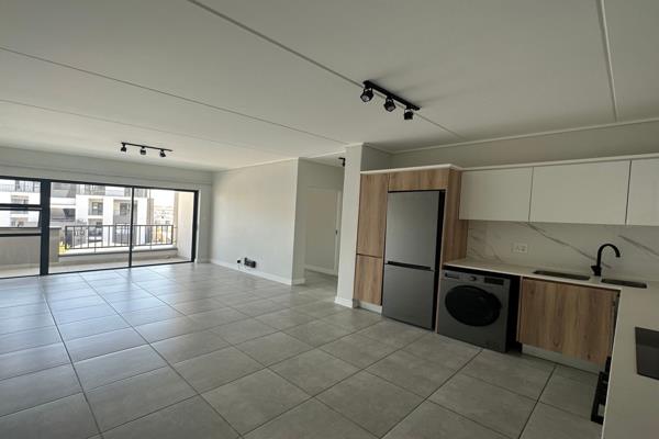 2 Bed Apartment in Waterfall


Sleek &amp; Super Stylish 2 bedroom  apartment ( 1st floor) suitable for any lover of luxury, situated ...