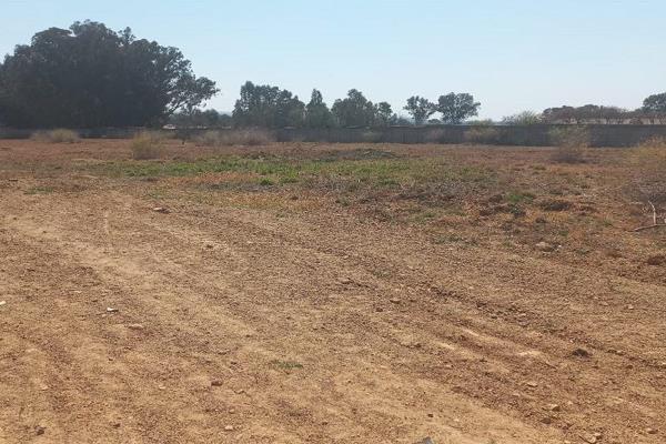 For sale are ten vacant stands, each measuring 500 square meters, located in Riversdale, a secure and peaceful area. These plots are ...