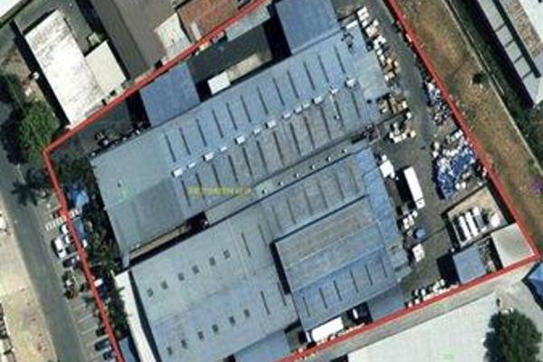 Liquidation sale.

Large commercial building situated close to main roads and major ...