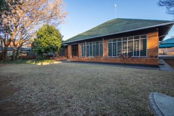 Private Rooms in a Secure, Community-Oriented Environment

This NSFAS-accredited student residence offers private rooms in a secure ...