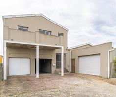 House for sale in Strandfontein Village