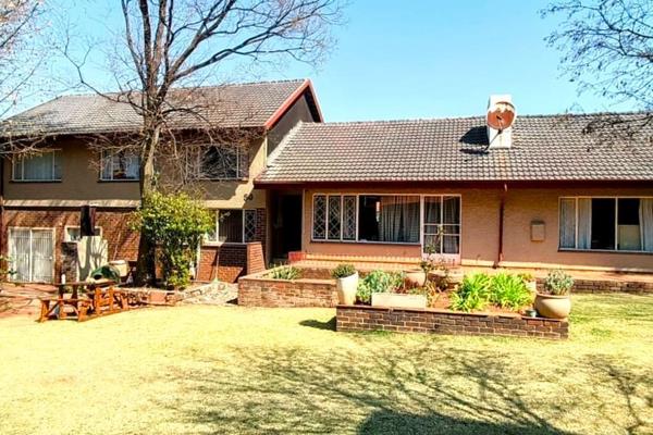 Offers Above R1 899 999 Will Be Negotiated
Discover the perfect blend of comfort and ...