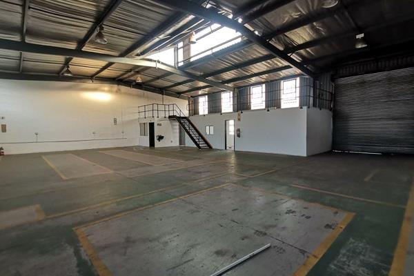 Welcome to this exciting spacious warehouse unit which is 410sqm by size.

The  warehouse unit is not limited to any business type ...