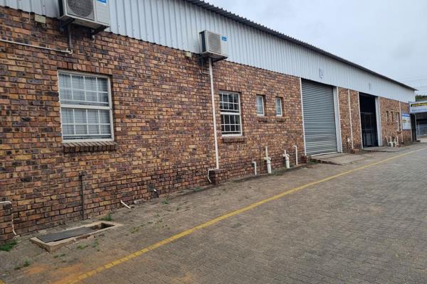 Location: Close to Riverside, with easy access to the busy R40.

Description:
Prime, spacious warehouse/workshop
Secure complex
Open ...