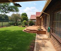 Townhouse for sale in Birchleigh North