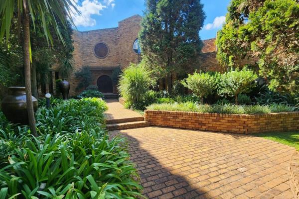 Beautiful facebrick dwelling. As you step inside, you&#39;ll be greeted by the impressive double-volume entrance hall, setting the tone ...