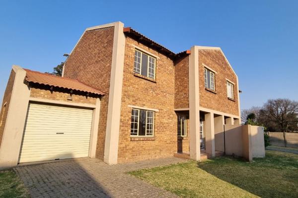 3 Bedroom duplex townhouse in a complex consisting of 12 units.

Single garage with ...