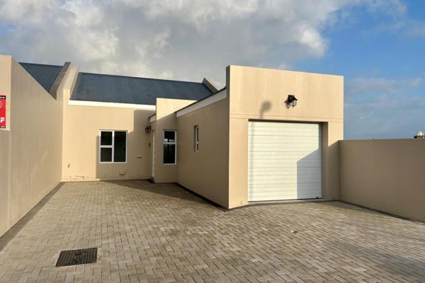 2 Bedroom House for sale in Villa Diamante, Langebaan 

Brand-new, modern house in the ...