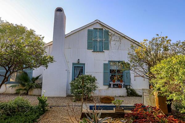 Exclusive to Harcourts 
The phrase &quot;a picture is worth a thousand words&quot; could not be truer when describing this enchanting property, affectionately known as &quot;The Tin House&quot; in the village. Once an old farmer’s barn, this unique home has been lovingly and ...