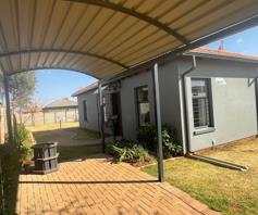 House for sale in Diepkloof Zone 1