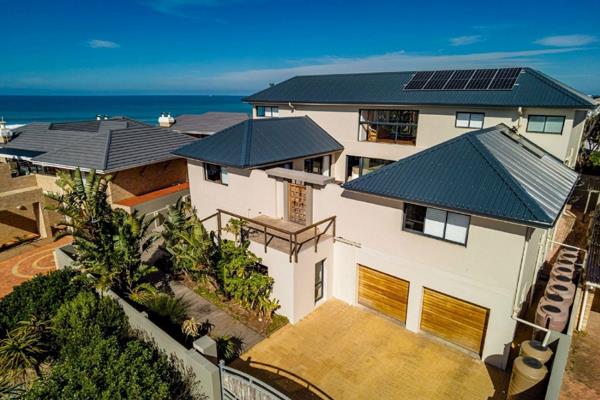 This exceptional property offers a premier location in Jeffreys Bay, nestled between the renowned Super Tubes and Boneyards beaches. ...