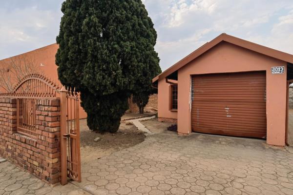 Welcome to Mamelodi Gardens, one of the most coveted areas in Mamelodi, where your dream home awaits! This charming 3-bedroom residence ...